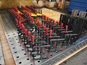 Raccord de soudage Dispositif de serrage à 180 degrés Table Machines-outils - Product Image 6
