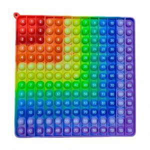 Jouets sensoriels souple et compressible Arc-en-ciel : Chiffres, Lettres, Tables de Multiplication – Jouet anti-stress - Product Image 5