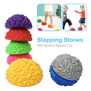 Bola de masaje puntiaguda de Pvc Medio masaje Yoga Fitness Ball Equilibrio Stepping Pods Bola de masaje de erizo - Product Image 2