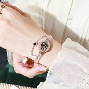 Elegante reloj de pulsera extraíble para mujer, reloj de pulsera ovalado con incrustaciones de circonitas para mujer - Product Image 3
