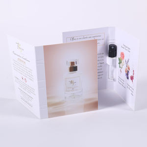 Cartes d'échantillons de parfum personnalisées recyclées avec logo imprimé, cartes testeurs de parfum, cartes en papier pour échantillons de parfum - Product Image 1