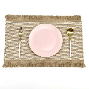 流苏流苏矩形编织织物黄麻餐垫，用于餐桌装饰和配件
