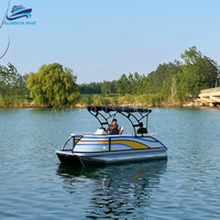 Bateau à pontons en aluminium robuste pour la pêche, avec pont spacieux, moteur hors-bord, sièges confortables, certifié CE