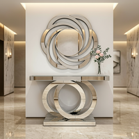 Table console moderne de luxe en verre argenté avec base ronde et miroir mural pour l'entrée du couloir