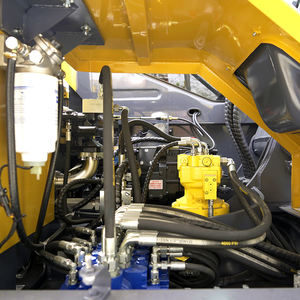 Excavatrice sur pneus de 8 tonnes avec lame de bulldozer avant et stabilisateur arrière pour pelleteuse à roues de plus grande stabilité - Product Image 5