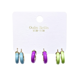 Orecchini a Cerchio Oulin Beilin alla Moda in Resina Acrilica Placcati Oro, Gioielli da Donna, Borchie Rotonde Colorate, 3 Paia - Product Image 1