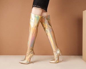 Giày cao gót nữ da microfiber đỏ kiểu Y2K, mũi nhọn, gót nhọn, cao đến đầu gối, hàng đặt may số lượng lớn (OEM/ODM) - Product Image 4