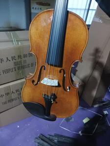Violino <span class=keywords><strong>Guarneri</strong></span> 4/4 Europeo in Legno Fiammato, Suono Dolce e Gradevole, Abete e Acero Massello, Fatto a Mano - Product Image 2