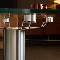 Table d'appoint ronde en verre trempé Bauhaus, verre extra clair, table ronde minimaliste pour petite maison