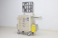 Tour d'anesthésie chirurgicale moderne en ABS avec plateaux pharmaceutiques transparents à trois rangées, conception pratique à 4 roulettes pour une utilisation en hôpital et en hôtel