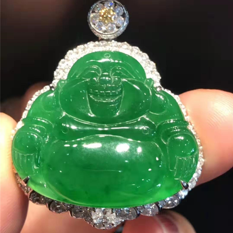 Collana con ciondolo Guanyin verde Buddha cinese buddista ornamento Maitreya amu