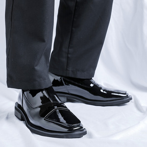 2026 New Product Business Casual Leather Shoes for Men Trendy British Retro Simple and Comfortable Formal Shoes All Seasons - Product Image 2