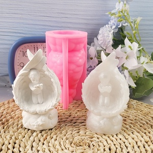 Moldes de fundición de resina hechos a mano para adornos decorativos DIY estilo Ins silicona la pequeña muñeca en las alas moldes W0244 - Product Image 1