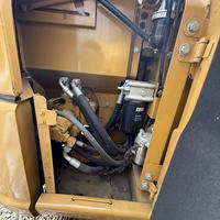 Miniexcavadora CAT306 de Operación Flexible y Bajo Ruido en Oferta, Ideal para Excavación de Zanjas en Aldeas y Pequeños Proyectos de Construcción