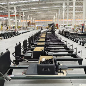 Máquina de <span class=keywords><strong>Pilates</strong></span> Reformer de Aleación de Aluminio para Entrenamiento Profesional en Estudio con Estructura de Base Central y Movimiento de Riel Suave - Product Image 3