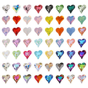 Strass en verre pointus Selina Crystal Shiny Crooked Heart, pierres pour accessoires vestimentaires, coiffes et sacs de soirée, nail art DIY - Product Image 1