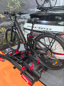 Porte-vélos universel pliable avec système de fixation inclinable pour vélos à pneus larges (2 roues) - Product Image 3