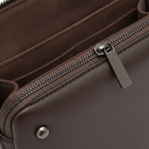 Étui de rangement et pochette pour balles de tennis en PU italien structuré, aspect italien, lisse, avec logo personnalisé, vente en gros - Product Image 2