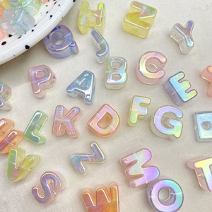 <span class=keywords><strong>Perles</strong></span> Alphabet en Acrylique AB Iridescent Luminescentes 20mm, Grand Trou 6mm, Lettres A-Z, pour DIY Stylos Perlés et Bracelets, Vente en Gros - Product Image 1