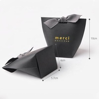 Vente en gros Boîte cadeau de fête de luxe personnalisée Boîte à bonbons en papier avec ruban Boîte à bonbons en papier pour invités