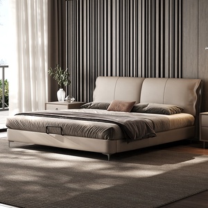 Letto Matrimoniale Moderno di Lusso in Vera Pelle Italiana con Testiera Imbottita per Villa e Camera da Letto Principale - Product Image 3