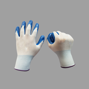 قفازات نايلون نتريل عالية الجودة للرجال والنساء على حد سواء - Product Image 4