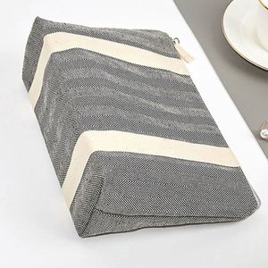 Bolsa de Cosméticos de Gran Capacidad Estilo Japonés, Bolsa de Maquillaje de Lona Ecológica para Uso Diario, Bolsa de Viaje con Cierre - Product Image 3