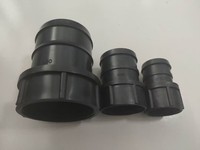 Tuyau souple en PE avec raccords filetés intérieurs/extérieurs, coudes, connecteurs trois/quatre voies et bouchons pour l'irrigation goutte à goutte