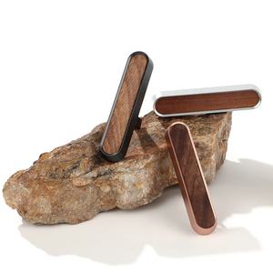 Diffuseur d'aromathérapie solide de luxe en alliage d'aluminium, imprimé au laser sur mesure, magnétique, pour voiture, longue durée, vente chaude - Product Image 1