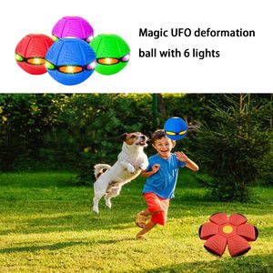 ของเล่นสัตว์เลี้ยงรุ่นใหม่ Petdom ดีไซน์สนุกสนาน ของเล่นจานบิน UFO มีไฟหลากสีสัน สำหรับสุนัขและแมว - Product Image 2