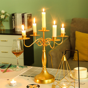 Candelabro Europeo Vintage de Hierro de 5 Brazos, Decoración de Mesa, Centro de Mesa para Bodas, Decoración del Hogar, Mystic Arts - Product Image 1