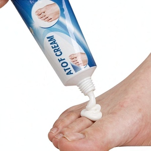 <span class=keywords><strong>Crème</strong></span> HEOUMEI <span class=keywords><strong>pour</strong></span> le pied d'athlète 20g – <span class=keywords><strong>Crème</strong></span> <span class=keywords><strong>antifongique</strong></span> soulageant <span class=keywords><strong>les</strong></span> démangeaisons, la sensation de brûlure, <span class=keywords><strong>les</strong></span> fissures et <span class=keywords><strong>les</strong></span> squames <span class=keywords><strong>pour</strong></span> la teigne plantaire - Product Image 2