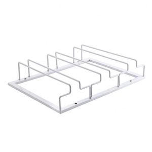 Estante de cocina de metal con 1-8 ranuras para colgar copas de vino tinto tipo champán, de ángulo recto, para gabinete o bar. - Product Image 3