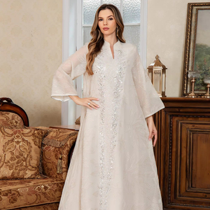 Venta caliente <span class=keywords><strong>vestido</strong></span> Abaya con cuentas grises para <span class=keywords><strong>mujer</strong></span> modesto poliéster transpirable 4XL 5XL diseñado para Borkha <span class=keywords><strong>egipcio</strong></span> moderno 2 uds - Product Image 1