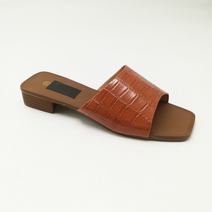 Scarpe con tacco più nuove fantasia scarpe con tacco basso personalizzate scarpe manuali da donna 2025 - Product Image 6