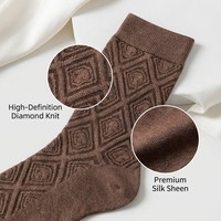 Chaussettes mi-mollet pour femme en soie de mûrier, personnalisées OEM, gaufrées en 3D, fines pour l'hiver - Élégantes, respirantes et confortables