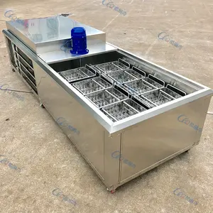 Machine de fabrication automatique de crème glacée popsicle de haute qualité 8 moules