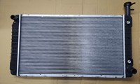 Fabricant de pièces automobiles, radiateurs de refroidissement du moteur pour EXPRESS 2004-2014, radiateurs Chevrolet 15107008, pièces de rechange pour radiateurs