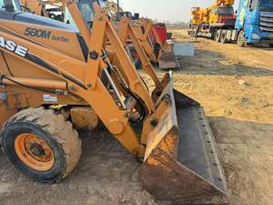 Retroexcavadora Usada Modelo 2024 de 8 Toneladas 580M en Buen Estado con Motor, Caja de Cambios, Rodamientos y Bomba - Product Image 5