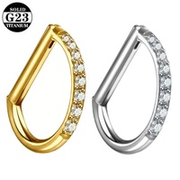 Cincin Hidung Titanium ASTM F136 Bentuk D dengan Pengait Tertutup, Cincin Septum Tanpa Sambungan, Inlay Zirkon, Unisex, Hadiah Pernikahan