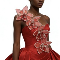 Nouvelle broche 3D en fil métallique avec strass, applique rose pour robe de bal, grande embellissement florale
