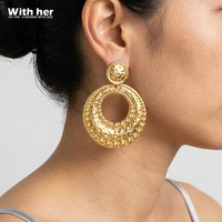 Withher Hochwertige Gehämmerte Geprägte Hängeohrringe, Vergoldeter Edelstahl Hypoallergener Damen-Statement-Schmuck Großhandel