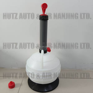 Changeur d'<span class=keywords><strong>huile</strong></span> <span class=keywords><strong>moteur</strong></span> manuel en plastique HUTZ 6L <span class=keywords><strong>pompe</strong></span> de <span class=keywords><strong>vidange</strong></span> d'<span class=keywords><strong>huile</strong></span> portable purgeur X2060M extracteur de fluide sous vide de voiture - Product Image 3