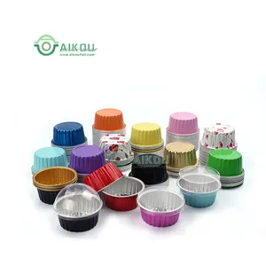 플라스틱 뚜껑 푸딩 플란 콘테이너를 가진 다채로운 ramekin 처분할 수 있는 까만 굽기 디저트 컵 케이크 decotaing 공구