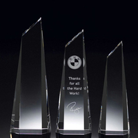 Trio Charmant - Ensemble de Trophées en Cristal Colonne pour Récompense d'Équipe / Hommage aux Partenaires