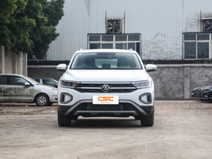 Nuova Volkswagen <span class=keywords><strong>T</strong></span>-<span class=keywords><strong>Roc</strong></span> 2024 280TSI DSG Time Edition, SUV a benzina, 5 porte, 5 posti, veicolo familiare, in vendita. - Product Image 2