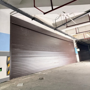 <span class=keywords><strong>Porte</strong></span> à enroulement en aluminium <span class=keywords><strong>de</strong></span> couleur personnalisée pour bâtiment commercial, <span class=keywords><strong>porte</strong></span> à enroulement <span class=keywords><strong>électrique</strong></span> en alliage d'aluminium - Product Image 1