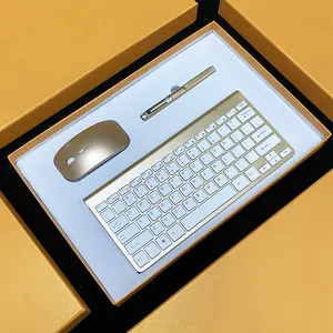 Ensemble cadeau d'affaires clavier et souris sans fil avec clé USB et stylo d'entreprise