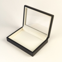 Boîte à bijoux en bois noir mat avec couvercle transparent, doublure en velours, couvercle à charnière, logo personnalisé pour l'affichage de bijoux en magasin et les cadeaux haut de gamme