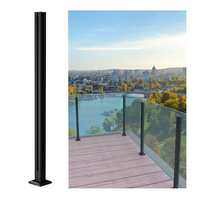 Rampe de balcon en acier et fer forgé au design moderne pour extérieur, escalier, terrasse, pont, sol de bâtiment, villa, hôtel, appartement, installation facile